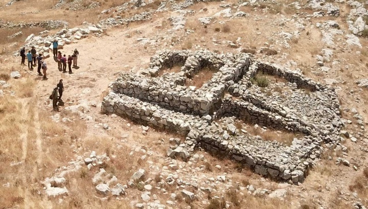 Mehr Beweise für die Bibel: Entdeckungen auf dem Berg Ebal